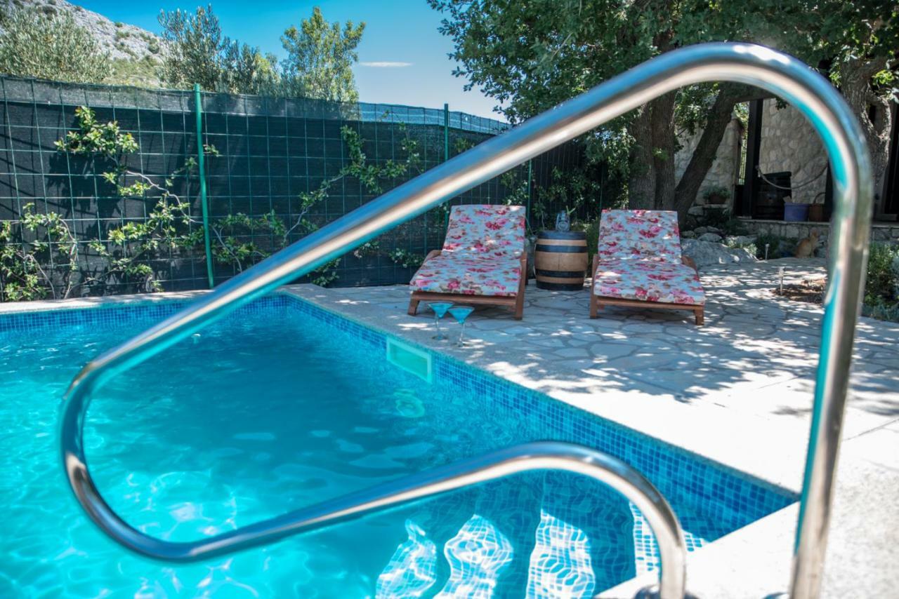 Holiday Home Zavala Klek Bagian luar foto
